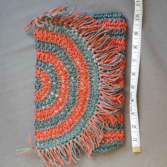 Tropical clutch - Picture 2 of 4